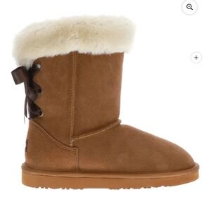 Lamo Kids Chestnut Suede Bow Back Boots Youth Size 2